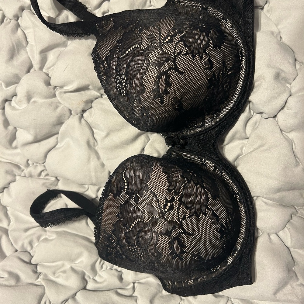 Elegant Black Lace Bra Victoria’s Secret